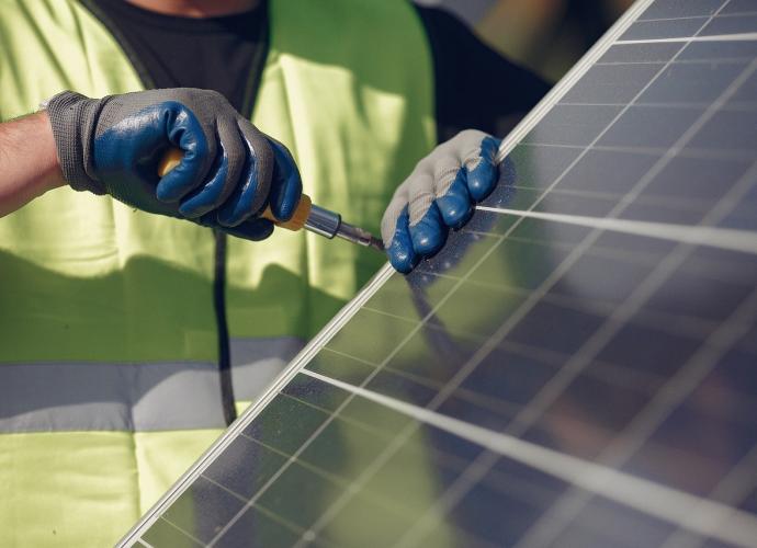 loi-madelin.com Passer aux panneaux solaires - rentabilité, investissement, entretien, coûts et énergie produite
